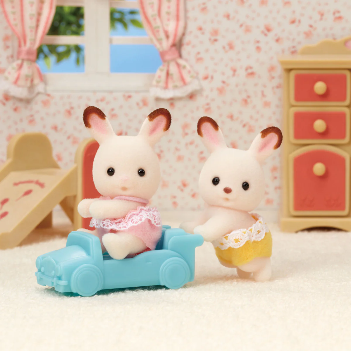 Calico Critters Twin Figure Set - Image 5