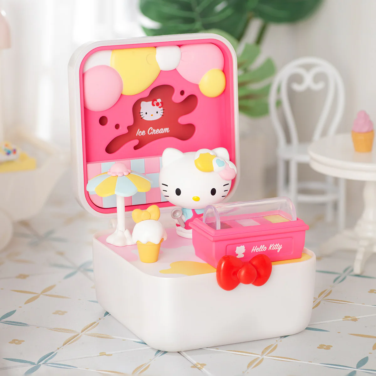 Hello Kitty Food Town Series Scene Set - Image 2