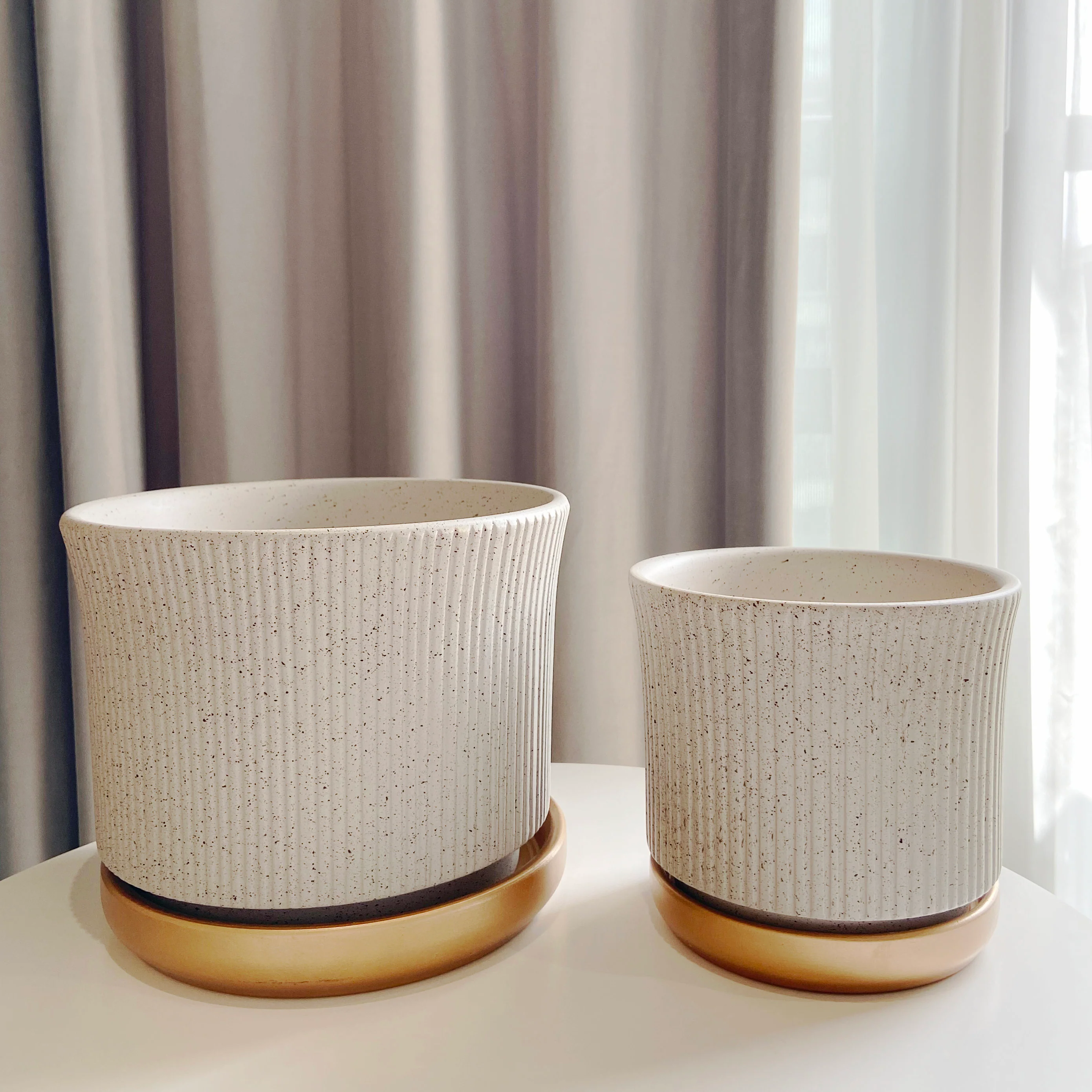 Marble Texture with Saucer - Image 3