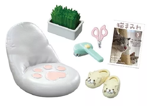 Re-Ment Miniatures: Life with Cats Dollhouse Decoration Furniture - Image 12