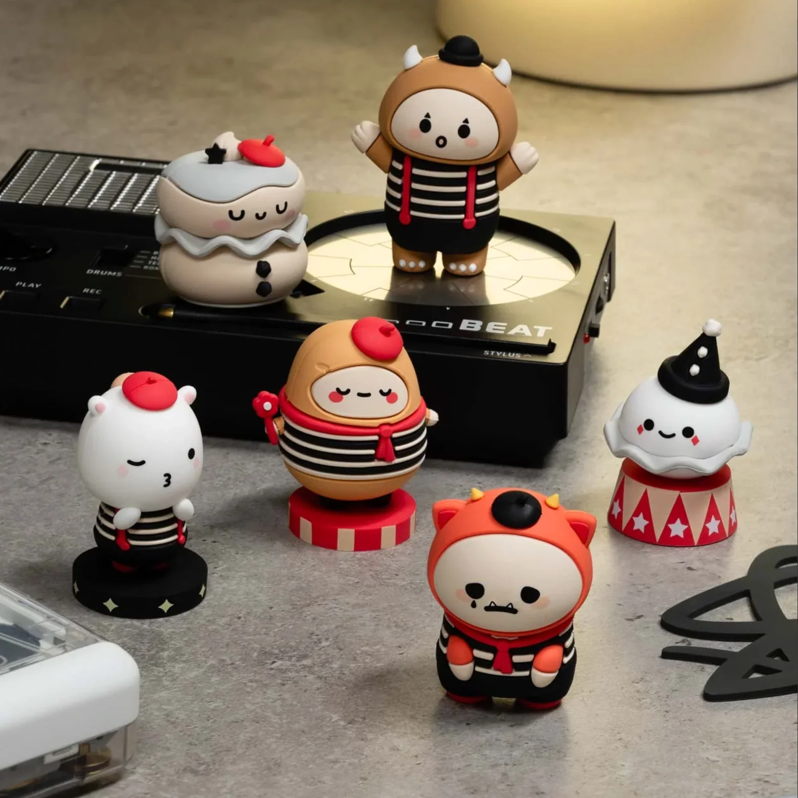 Smoko Friends Mimes Blind Box Figure
