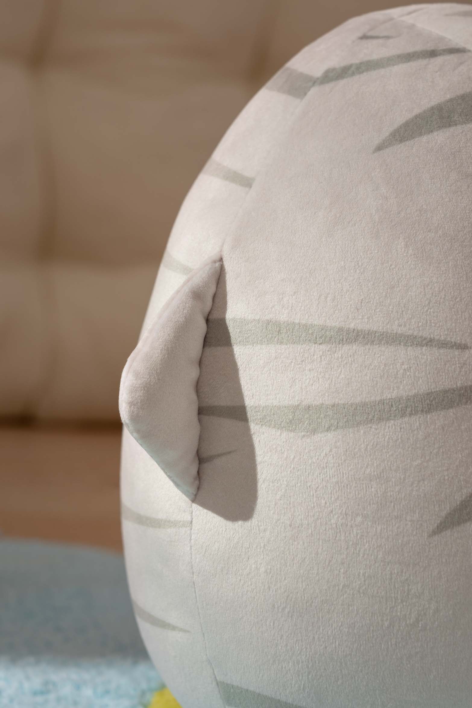 Smoko Tiger Shark Tayto Potato Midi Mochi Plush - Image 4